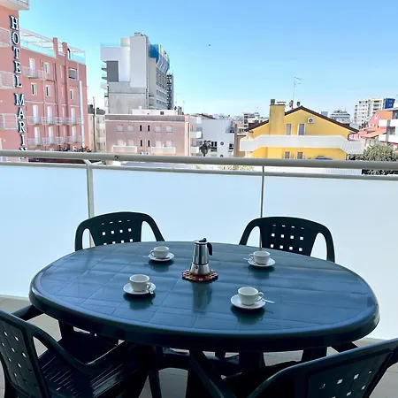 Cozy In Seaside Flat リニャーノ・サッビアドーロ